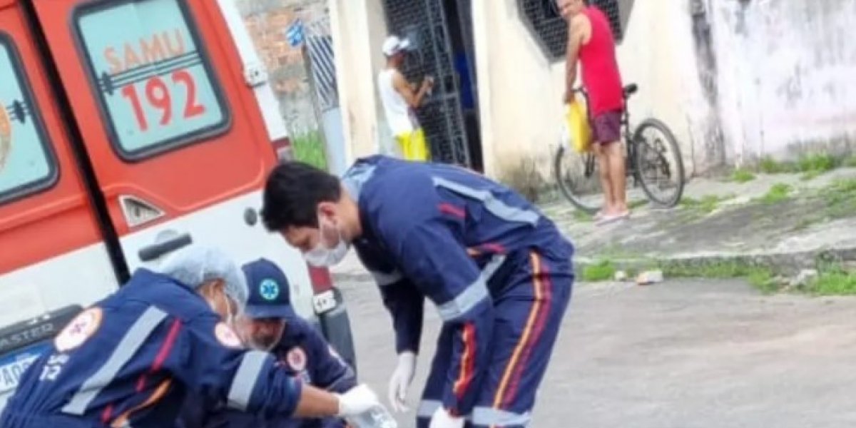 Mulher é presa suspeita de matar marido a facadas em Camaçari