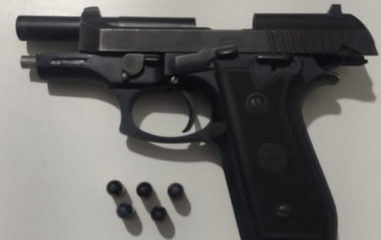 Homem é preso por porte ilegal de armas em Pintadas
