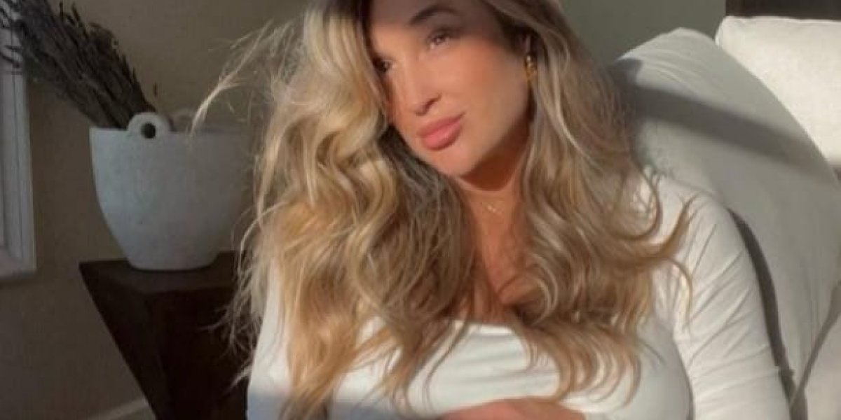 EUA: influenciadora conhece filha recém-nascida após acordar de coma induzido