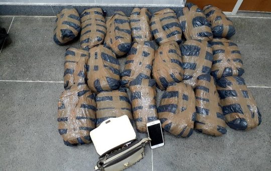 Mulher é encontrada com 25kg de maconha após fingir que foi sequestrada na BA