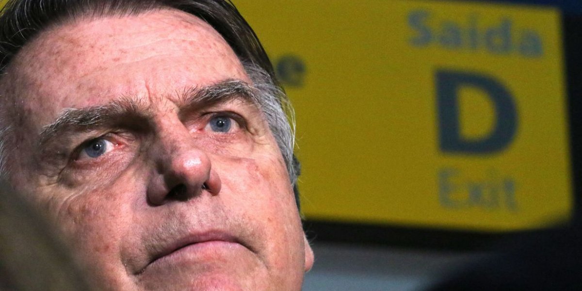 Ministro envia ao TCU decisão que condena Bolsonaro à inelegibilidade