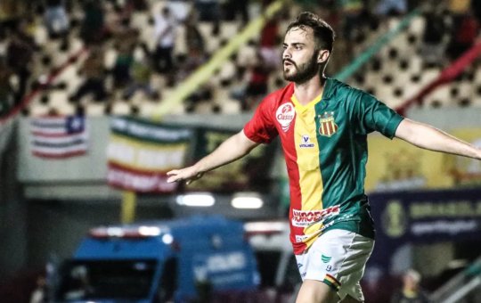Vitória se aproxima da contratação do atacante Gabriel Poveda