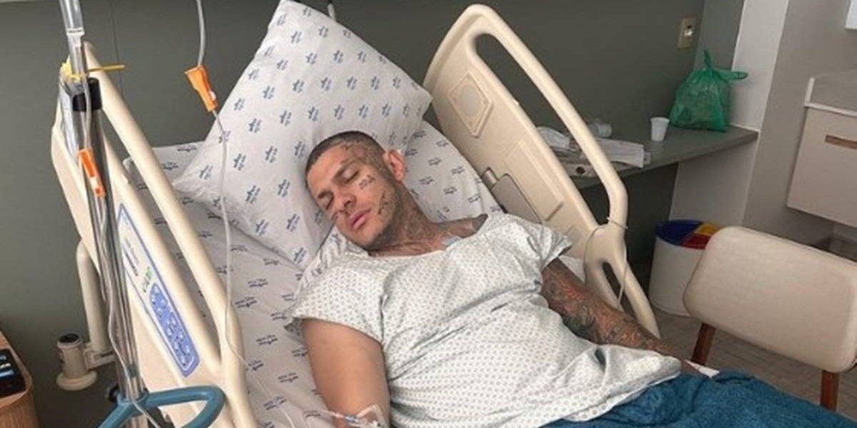 Influenciador 'Toguro' é internado às pressas após infecção por bactéria