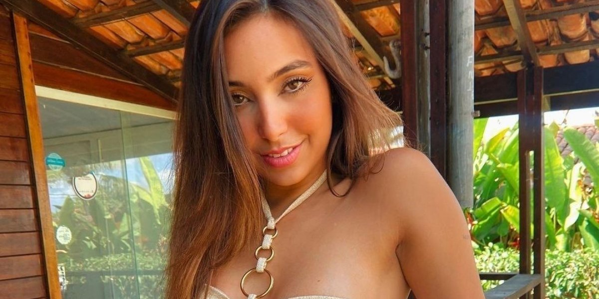 Vanessa Lopes comemora aniversário com Gabriel Medina