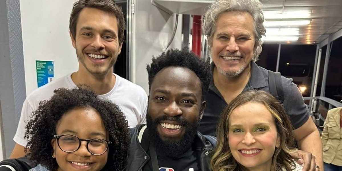 Douglas Silva comemora primeiro dia de gravação da filha em ‘Fuzuê’