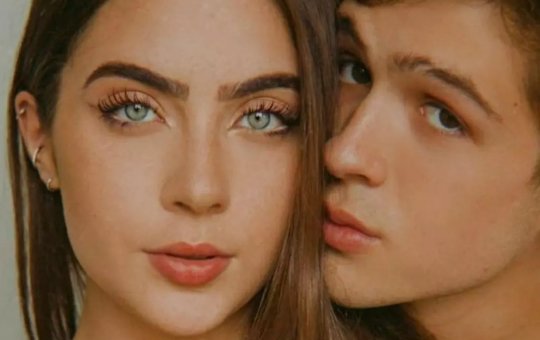 João Guilherme expõe tatuagem que Jade Picon fez em seu bumbum
