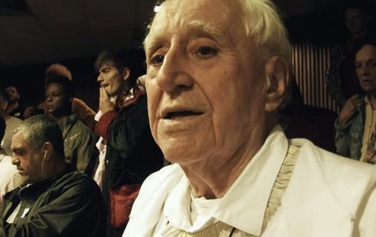 Criador do Teatro Oficina, Zé Celso morre dois dias após incêndio em apartamento