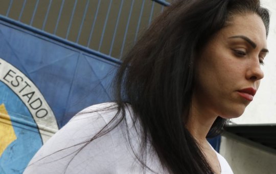 Acusada por morte do filho, Monique Medeiros volta à prisão no Rio de Janeiro