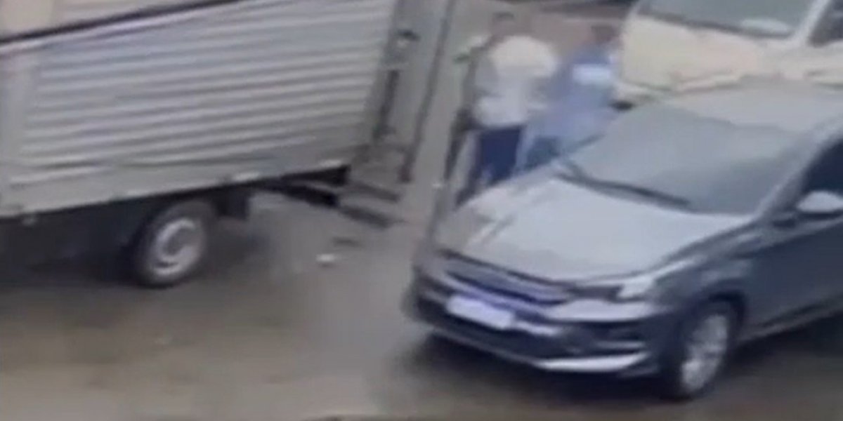 Câmera flagra sequestro de empresário em Águas Claras, em Salvador; assista