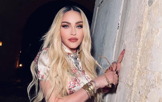 Madonna é encontrada desacordada e precisou ser reanimada com injeção