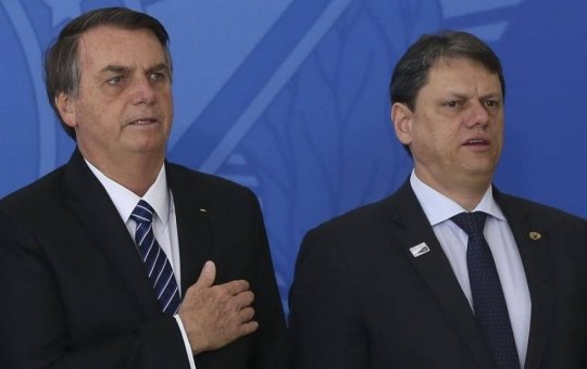 Bolsonaro e Tarcísio se desentendem em reunião sobre reforma tributária