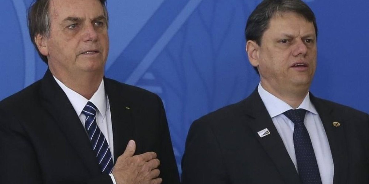 Bolsonaro e Tarcísio se desentendem em reunião sobre reforma tributária