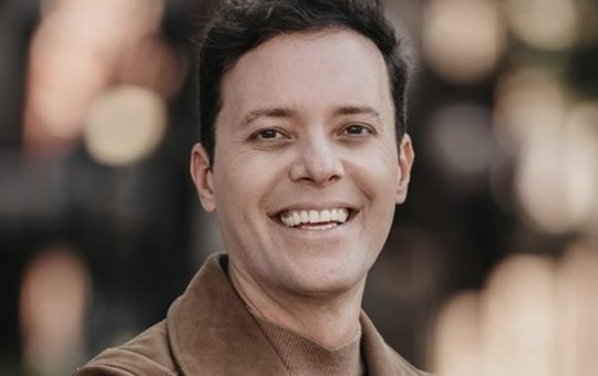 Travesti diz ter tido relações sexuais com André Valadão: "Foi passivo comigo"