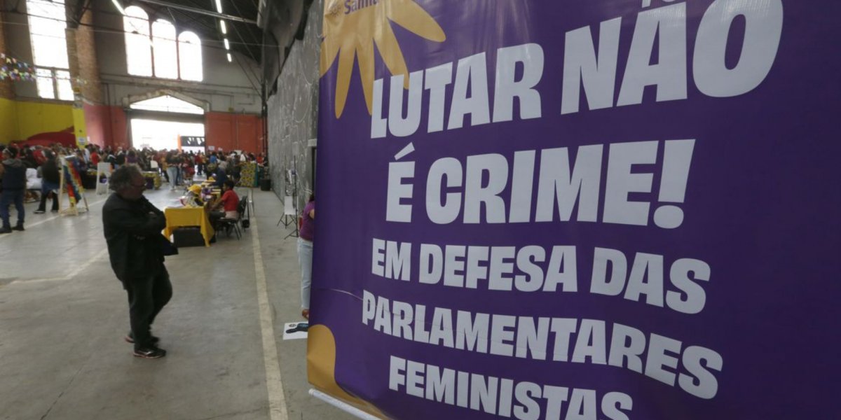 Movimentos fazem ato em defesa do MST e de parlamentares feministas