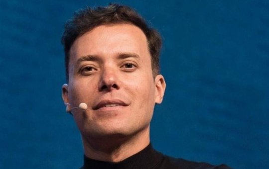 André Valadão rompe silêncio após desejar morte de gays em culto