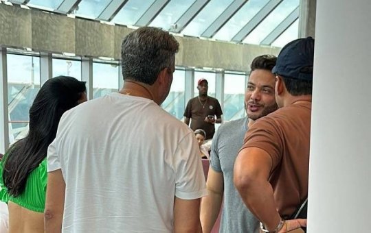 Arthur Lira antecipa recesso e inicia férias em cruzeiro de Wesley Safadão