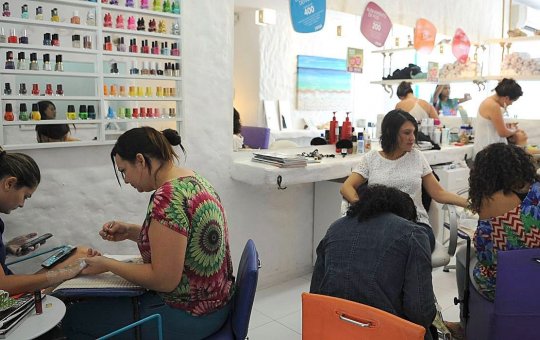 Setor de serviços cresce 0,9% em maio, diz IBGE