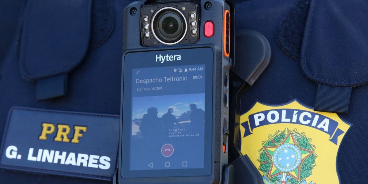 Ministério da Justiça instalará câmeras de vigilância em fardas de policiais