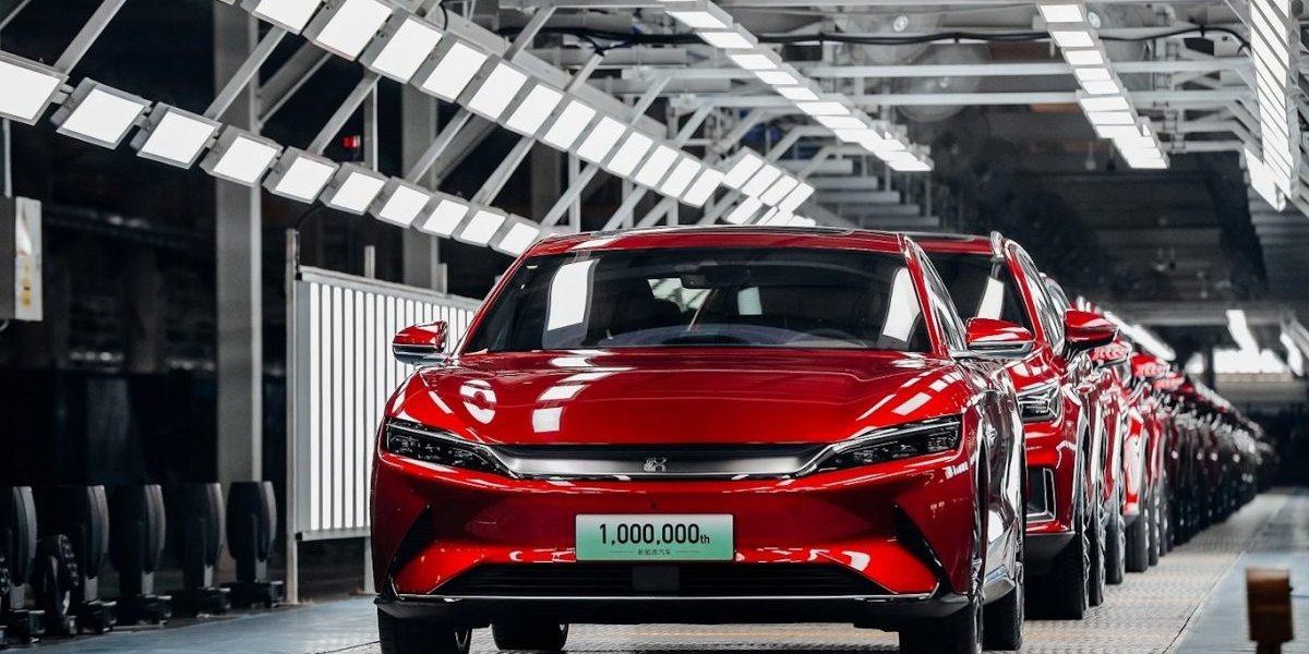 Fábricas da BYD devem movimentar setores imobiliário, de serviços e alimentos