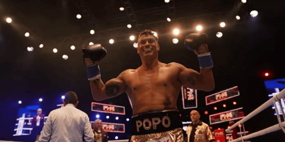 Popó desabafa após Whindersson Nunes perder luta: "Ele não tem culpa nenhuma"