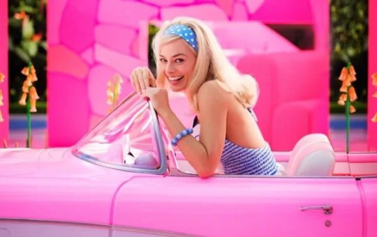 Google fica cor-de-rosa em ação promocional do filme 'Barbie'