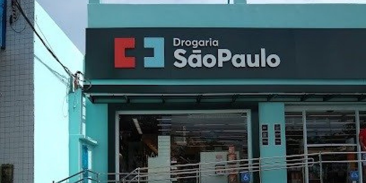 Funcionária de farmácia na Pituba é esfaqueada durante assalto