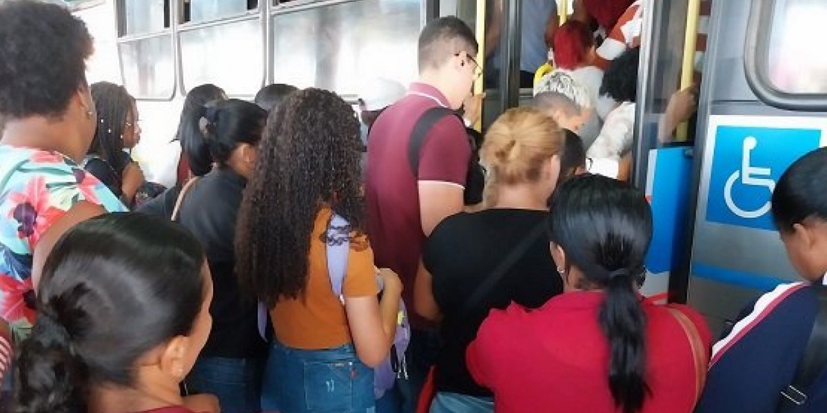 Passagem de ônibus sobe para R$ 4,90 em Feira de Santana
