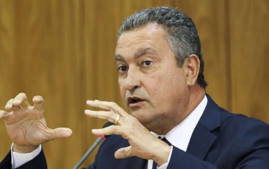 Rui Costa nega que deixará Casa Civil por Petrobras ou eleição em Salvador