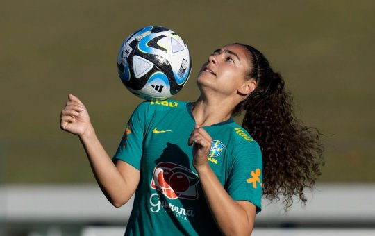 Angelina expressa confiança na campanha do Brasil na Copa