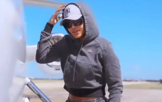 Ludmilla desembarca em Salvador para show do Numanice