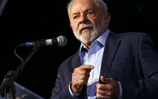 "Vocês não podem ter partido", diz Lula em cerimônia com policiais