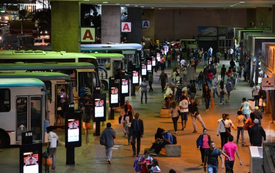 Linhas de ônibus em de Narandiba, Doron e Colina são alteradas
