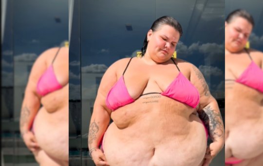 Thaís Carla dá aula de autoestima na web: "Uma Barbie de verdade ama seu corpo"