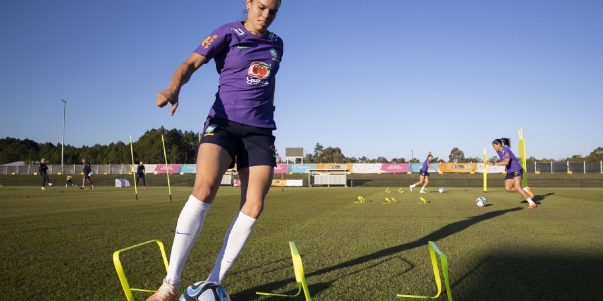 Seleção feminina fará último treino antes de estreia no Mundial