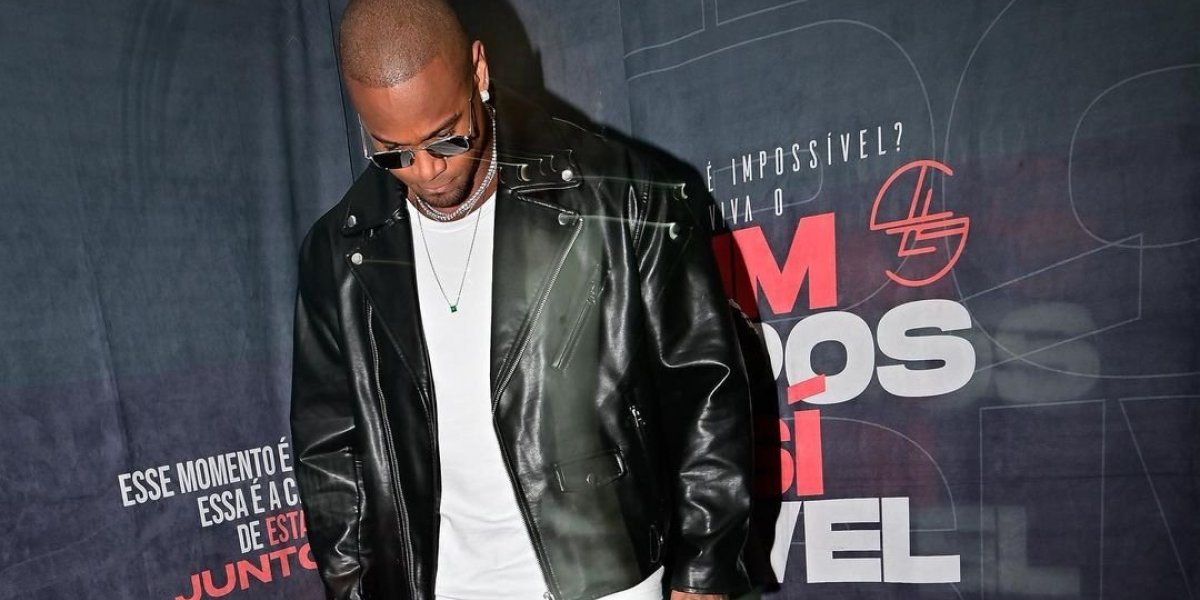 Léo Santana expulsa mulher do palco por gesto obsceno: "Respeite minha esposa"