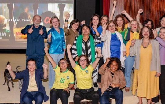 Lula, Janja e ministras assistem à estreia da Seleção na Copa