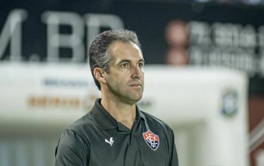 Condé comemora vitória suada contra a Chapecoense: "Um jogo muito complicado"