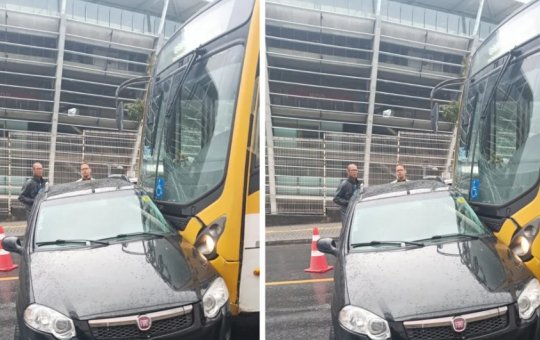 Acidente entre ônibus e carro deixa ladeira da Fonte das Pedras congestionada