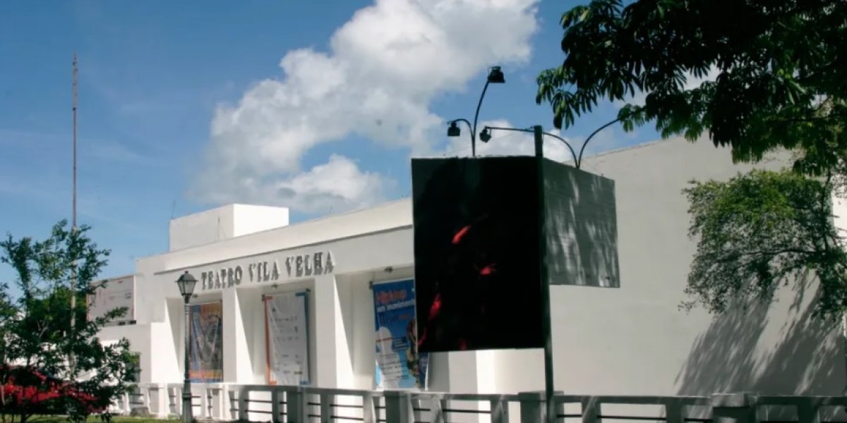 Teatro Vila Velha comemora 59 anos com show gratuito de Tom Zé