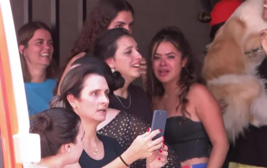 Incêndio atinge apartamento onde atriz Maísa Silva estava em Recife