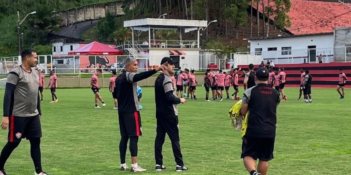 Com novidades na equipe, Vitória encerra preparação para enfrentar a Ponte Preta