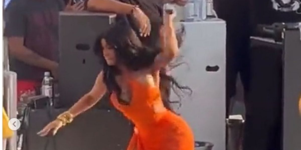Anitta comenta sobre reação de Cardi B após mulher jogar água na rapper