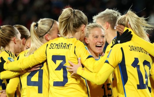 Suécia derrota Argentina e avança para oitavas como líder do Grupo G