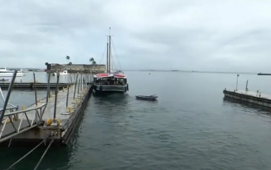 Travessia Salvador-Mar Grande permanece suspensa devido mau tempo