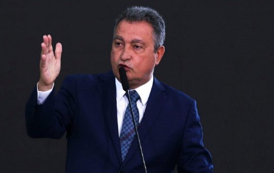 CPI aprova convocação do ministro Rui Costa para explicar invasões do MST