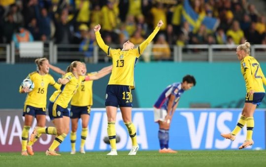 Suécia derrota Japão para manter vivo o sonho de título na Copa