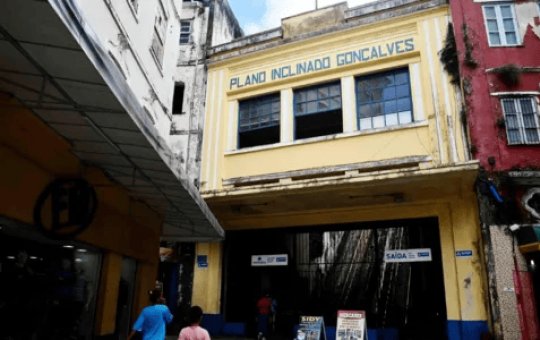 Plano Inclinado e Elevador Lacerda ampliam horários durante Flipelô