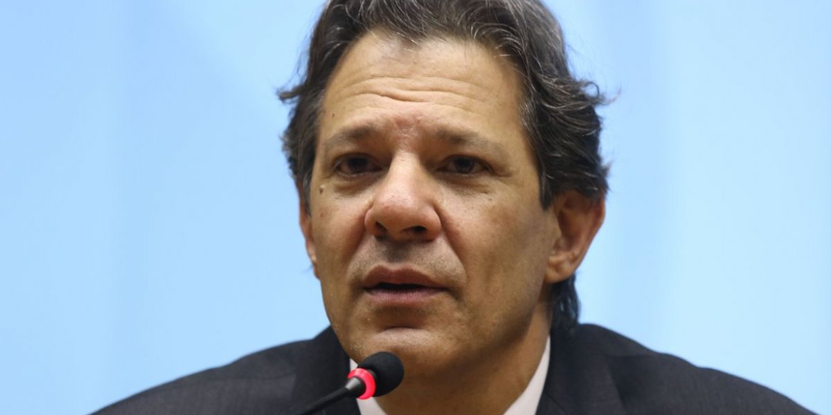Fim do parcelamento sem juros prejudicará consumidores, diz Haddad