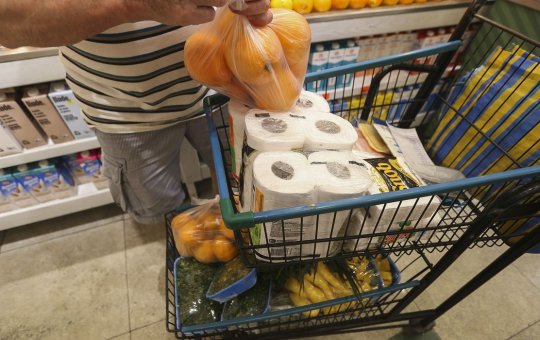 Ipea aponta deflação em julho para as famílias de renda muito baixa