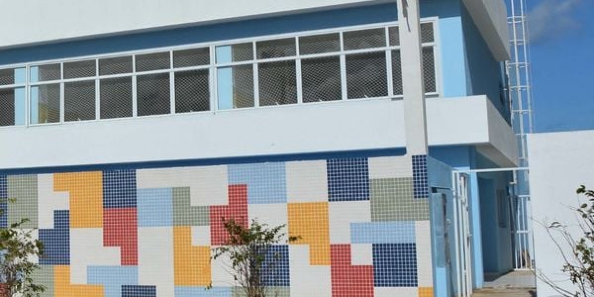 Alunos ficam sem aulas em escola na suburbana; unidade foi invadida e roubada